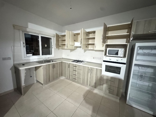 3-bedroom flat in Lefkosa, Nicosia